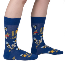 Load image into Gallery viewer, Let It Bee - Men&#39;s Crew Socks - Sock It To Me
